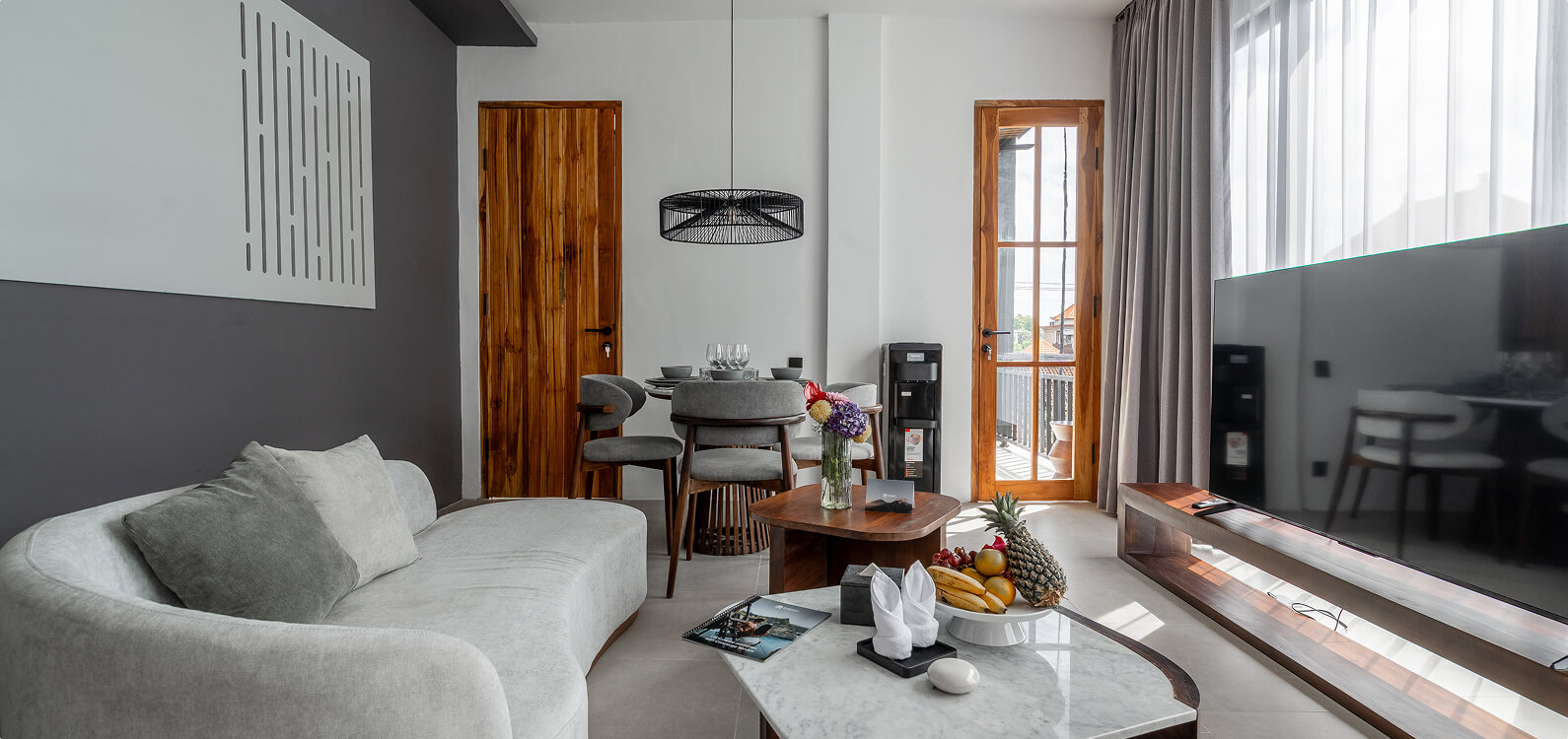 Sebelas - Apartments 10